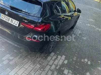 Usado BMW 118 136 CV (100 kW) 2021 Negro Berlina