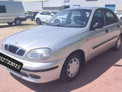 Usado Chevrolet Lanos SX 106 CV (77 kW) 1999 Gris Berlina