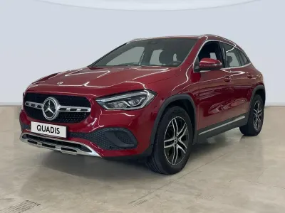 Usado Mercedes GLA200 163 CV (119 kW) 2023 Rojo SUV