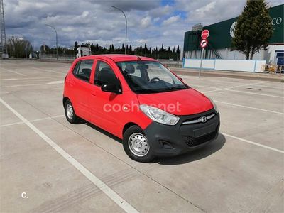 Usado Hyundai i10 Classic 69 CV (50 kW) 2014 Rojo Utilitario