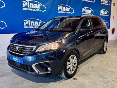 Usado Peugeot 5008 Allure 120 CV (88 kW) 2017 Azul Monovolumen