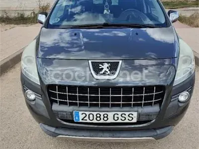 Usado Peugeot 3008 Sport 110 CV (80 kW) 2010 Gris / plata Familiar