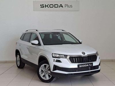 Usado Skoda Karoq Selection 150 CV (110 kW) 2025 Blanco SUV