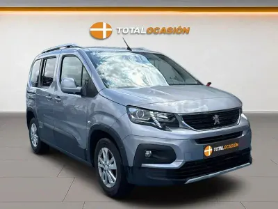 Usado Peugeot Rifter Allure 130 CV (95 kW) 2019 Gris Monovolumen