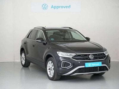 Usado VW T-Roc Life 110 CV (80 kW) 2022 Negro SUV
