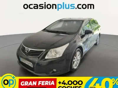 Usado Toyota Avensis Advance 150 CV (110 kW) 2010 Gris Familiar