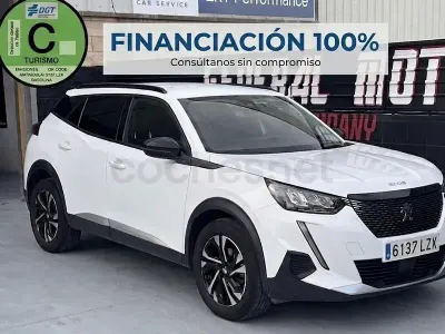 Usado Peugeot 2008 Allure 110 HP (80 kW) 2022 Branco SUV