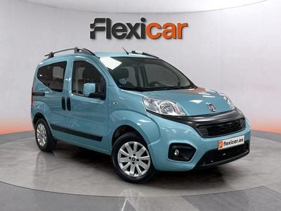 Usado Fiat Qubo Lounge 77 CV (56 kW) 2018 Azul Monovolumen