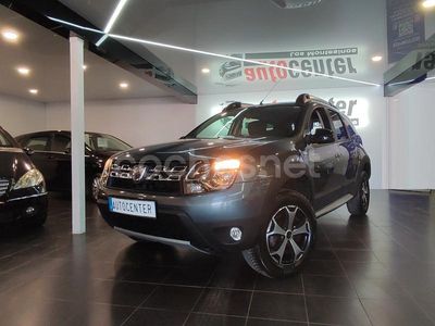 Gris / plata Usado 2017 Dacia Duster Lauréate SUV | 15.800 € (Caro)