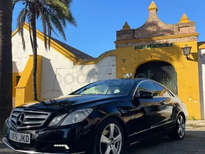 Usado Mercedes E250 Elegance 204 CV (150 kW) 2010 Negro Coupe