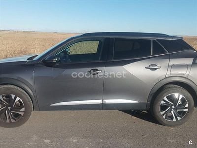 Usado Peugeot 2008 Active 110 CV (80 kW) 2021 Gris / plata SUV