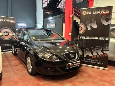 Usado Seat Leon Stylance 105 CV (77 kW) 2007 Negro Utilitario