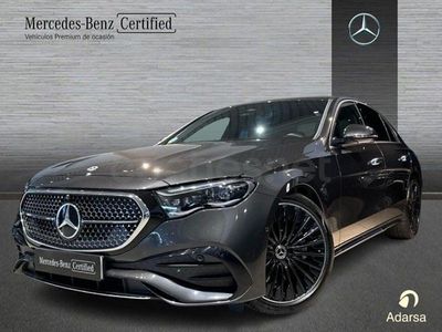 Gris / plata Usado 2023 Mercedes E220 Berlina | 65.400 € (Un poco caro)