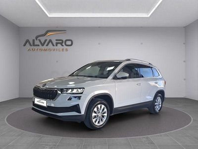 Usado Skoda Karoq Ambition 150 CV (110 kW) 2023 Blanco SUV