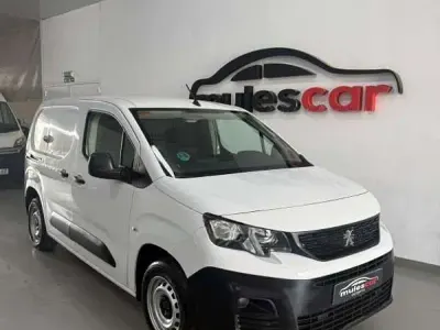 Usado Peugeot Partner S 102 CV (75 kW) 2021 Blanco Monovolumen