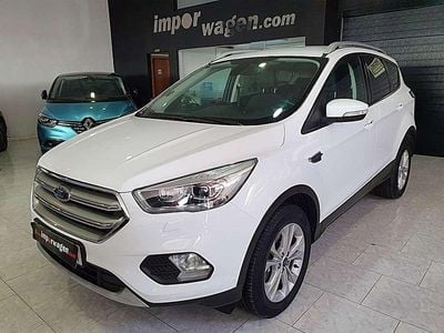 Usado Ford Kuga Titanium 120 CV (88 kW) 2017 Blanco SUV