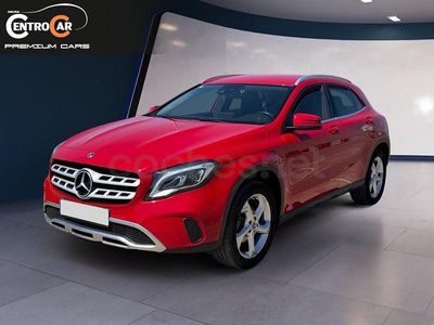 Usado Mercedes GLA200 136 HP (100 kW) 2018 Vermelho SUV