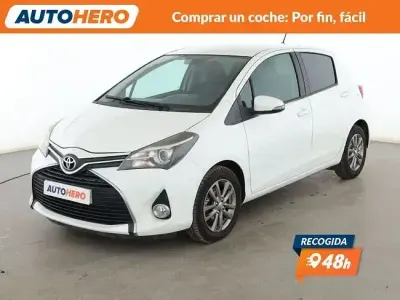 Usado Toyota Yaris Active 90 CV (66 kW) 2015 Blanco Utilitario