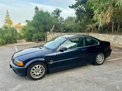 Usado BMW 320 170 CV (125 kW) 2002 Azul Coupe