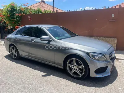 Usado Mercedes C220 AMG line 170 CV (125 kW) 2016 Gris / plata Berlina