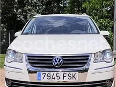 Usado VW Touran Highline 140 CV (102 kW) 2007 Blanco Monovolumen