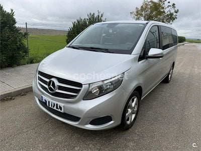 Usado Mercedes V220 163 CV (119 kW) 2016 Gris / plata Monovolumen