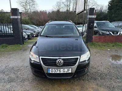 Begagnad VW Passat 105 HK (77 kW) 2008 Svart Kombi