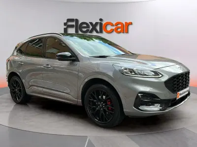 Usado Ford Kuga ST-Line X 225 HP (165 kW) 2023 Cinzento SUV