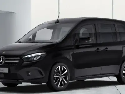 Uusi Mercedes T180 115 HP (84 kW) 2025 Musta Tila-auto