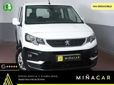 Usado Peugeot Rifter Active 102 CV (75 kW) 2021 Blanco Monovolumen