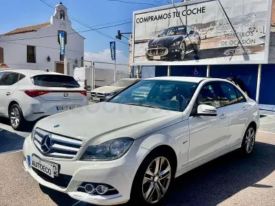 Usado Mercedes C200 Avantgarde 136 CV (100 kW) 2012 Blanco Berlina