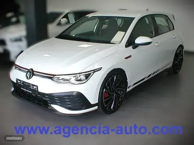 Usado VW Golf VIII GTI Clubsport 300 CV (220 kW) 2023 Blanco