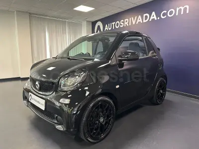 Usado Smart ForTwo Cabrio 90 CV (66 kW) 2017 Negro Descapotable