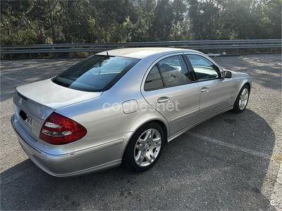 Mercedes E320