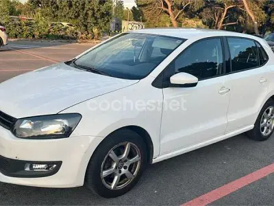 Usado VW Polo Advance 70 CV (51 kW) 2014 Blanco Berlina