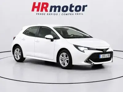 Usado Toyota Corolla Active 122 CV (89 kW) 2022 Rojo Berlina