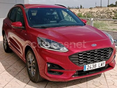 Rojo Usado 2021 Ford Kuga ST-Line SUV | 23.900 € (Buen precio)