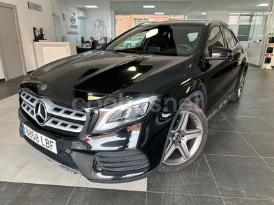 Usado Mercedes GLA200 136 CV (100 kW) 2019 Negro SUV