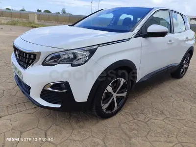 Usado Peugeot 3008 Active 130 CV (95 kW) 2018 Blanco SUV