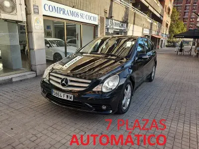 Käytetty Mercedes R320