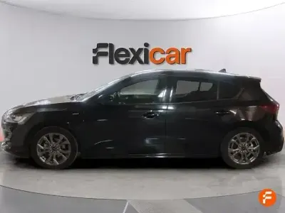 Usado Ford Focus Active 155 CV (114 kW) 2024 Negro Berlina