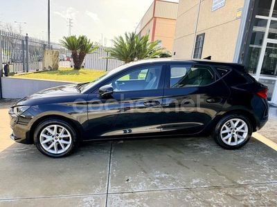 Usado Seat Leon Style 116 CV (85 kW) 2024 Negro Berlina