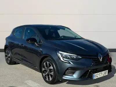 Usado Renault Clio LIMITED 91 CV (66 kW) 2021 Gris Utilitario