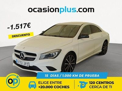 Blanco Usado 2016 Mercedes CLA200 Urban Berlina | 18.973 € (Precio justo)