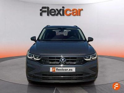 Usado VW Tiguan Life 150 CV (110 kW) 2022 Gris SUV