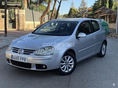Gris / plata Usado 2007 VW Golf V Sportline Berlina | 4900 € (Precio justo)