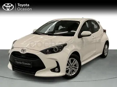 Usado Toyota Yaris 125 CV (91 kW) 2022 Blanco Utilitario