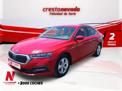 Usado Skoda Octavia Ambition 116 CV (85 kW) 2021 Rojo