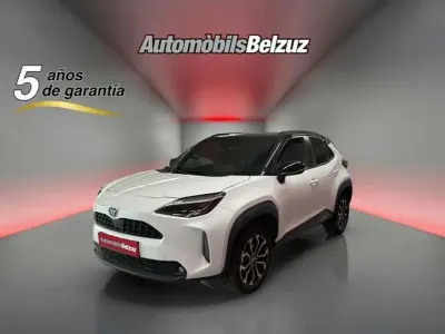 Usado Toyota Yaris Cross Active 125 CV (91 kW) 2024 Blanco SUV