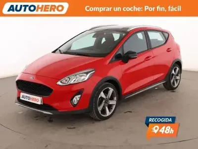 Usado Ford Fiesta Active 86 CV (63 kW) 2018 Rojo Utilitario